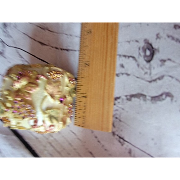 Rucinni Jeweled Trinket Box Filigree Grape Vine Leaves Gold Ring Gift - Picture 12 of 13